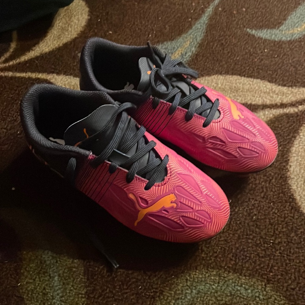 Puma Kids Girls Soccer Cleats
